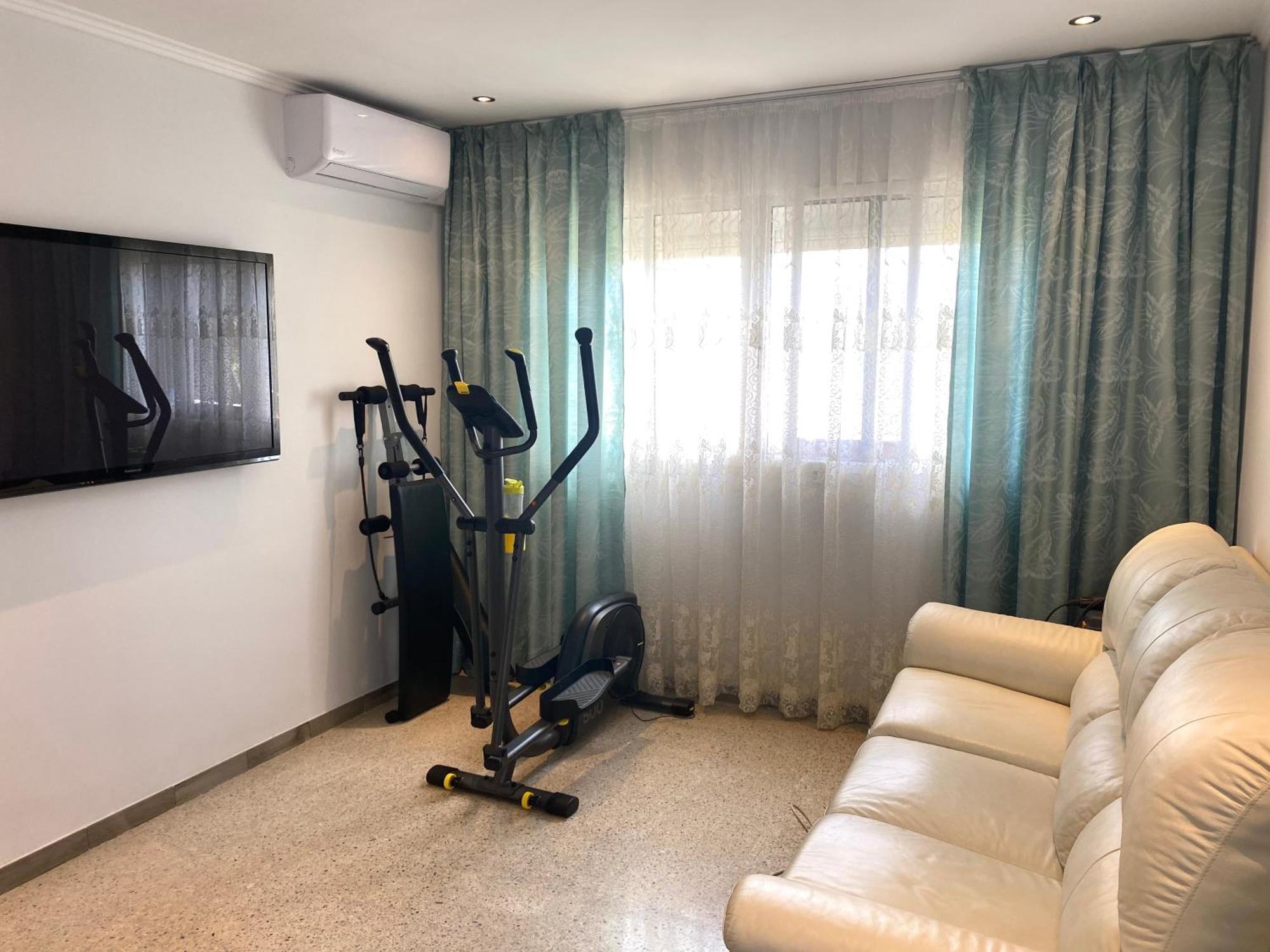 Shared Apartment! Piso Compartido! Общая Квартира! Seville Exterior photo